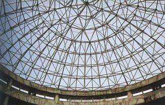 平湖铝镁锰板屋面网架在设计时要注意哪些细节